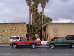 Ellis Townhouses in North Las Vegas, NV - Building Photo - Building Photo