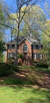 177 Plantation Trce in Woodstock, GA - Building Photo