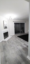 9750 Bunker Hill Ln, Unit GorgeousMontgomeryCondo in Montgomery, OH - Building Photo - Building Photo