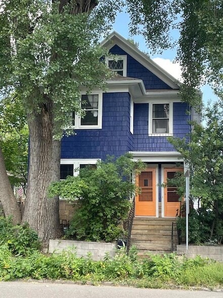 property at 224 Fairview Ave N