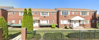 43 Laurel Pl, Unit 43 Laurel Place in Eatontown, NJ - Building Photo