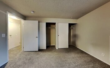 34803 27th Ave SW in Federal Way, WA - Building Photo - Building Photo