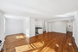 2400 Webb Ave in Bronx, NY - Building Photo - Building Photo