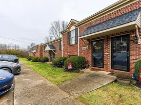 1452 Hartland Woods Way in Lexington, KY - Building Photo