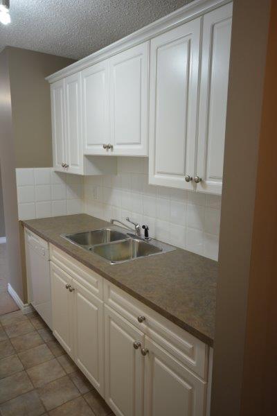 property at 635-324 4 Ave NE