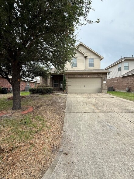 9011 Plume Tree Dr in Humble, TX - Building Photo