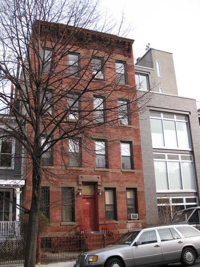 351 W 13th St in Brooklyn, NY - Building Photo - Building Photo