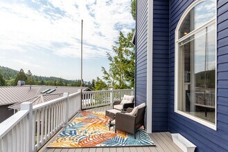 4212 Kingsway in Anacortes, WA - Building Photo - Building Photo
