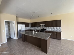 2703 E Zion Way in Chandler, AZ - Building Photo - Building Photo