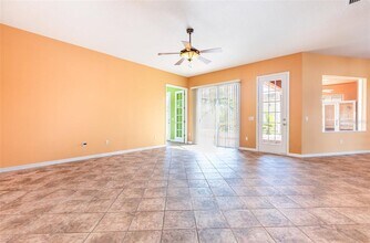 7118 42nd Ct E in Sarasota, FL - Building Photo - Building Photo