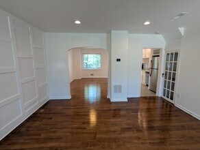 2502 Park Heights Terrace in Baltimore, MD - Building Photo - Building Photo
