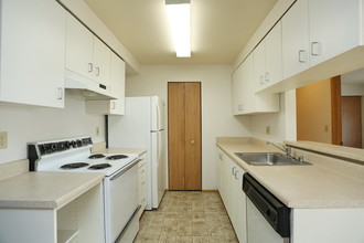 Northbrook Place Apartments in Seattle, WA - Foto de edificio - Interior Photo