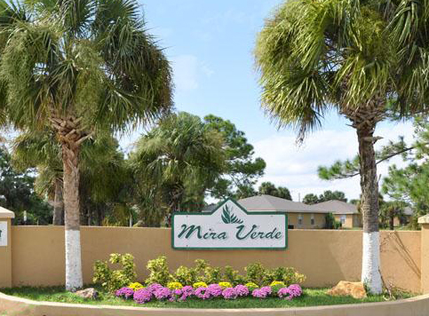 Mira Verde Apartments in La Belle, FL - Foto de edificio