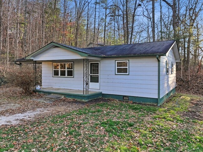 46 James Dr in Blairsville, GA - Building Photo - Building Photo