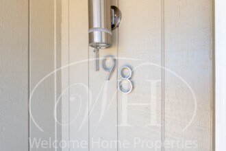 198 Tausick Way in Walla Walla, WA - Building Photo - Building Photo