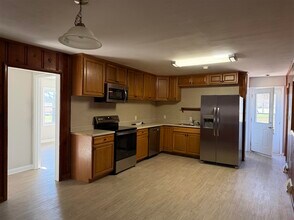 602 Salmons Blackjack Rd in Franklin, KY - Building Photo - Building Photo