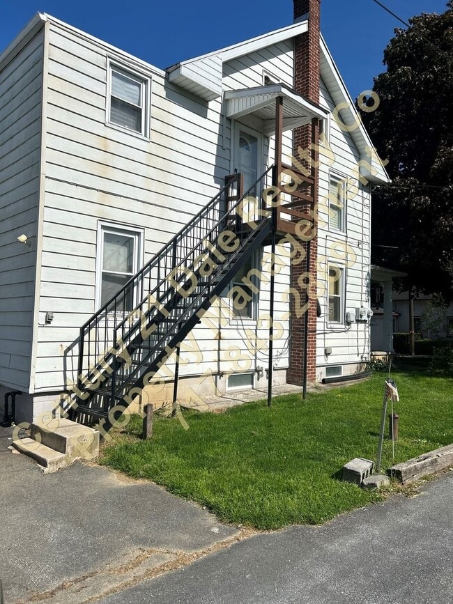 property at 41 N Main St