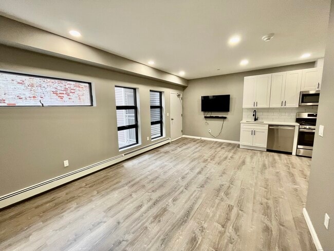 37 Center St in New Haven, CT - Building Photo - Building Photo