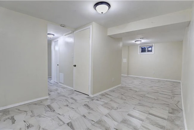 5516 Willow Ave in Raytown, MO - Foto de edificio - Building Photo