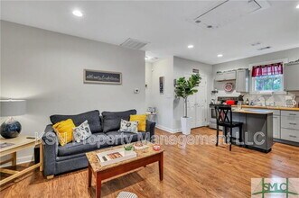 21 W 60th St in Savannah, GA - Building Photo - Building Photo