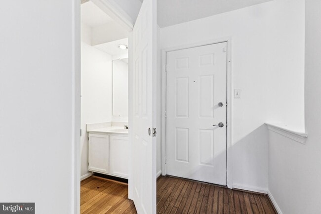 1925 Inglebrook Dr in Woodbridge, VA - Building Photo - Building Photo