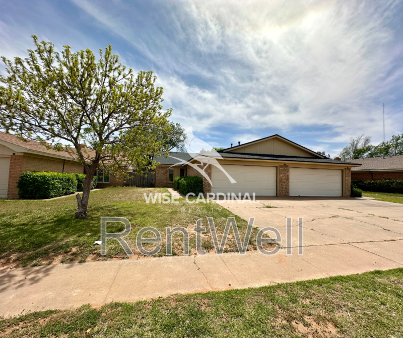 1305 80th St in Lubbock, TX - Building Photo