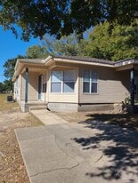 405 N F St in Pensacola, FL - Building Photo