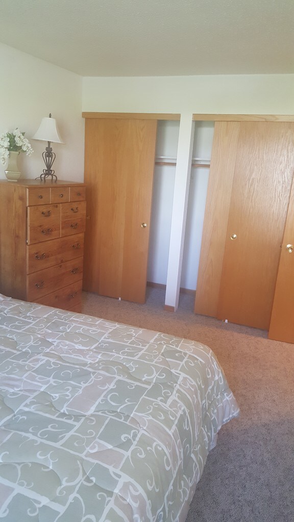 Northland Park Apartments in Sterling, IL