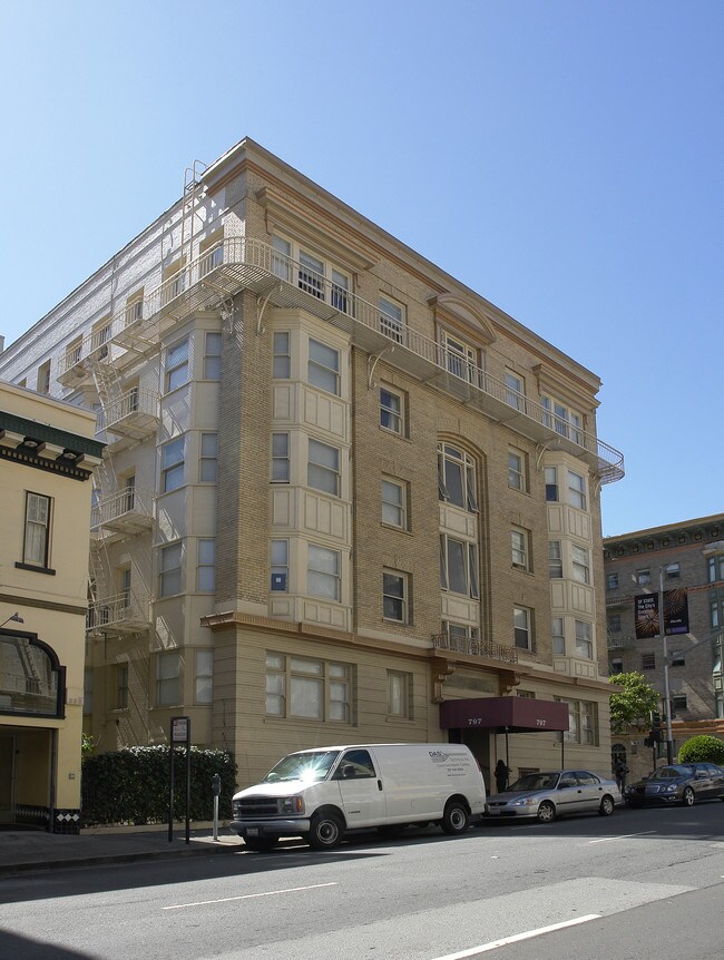 797 Bush St in San Francisco, CA - Building Photo - Building Photo