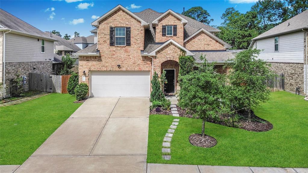 120 Chestnut Run Ct in Shenandoah, TX - Building Photo