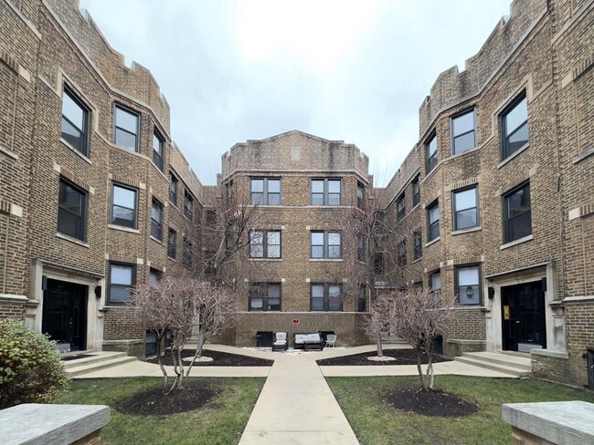 property at 633 W Cornelia Ave