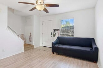 1325 Greendale Ave in Fort Walton Beach, FL - Building Photo - Building Photo