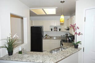 Cheyenne Creek in Colorado Springs, CO - Building Photo
