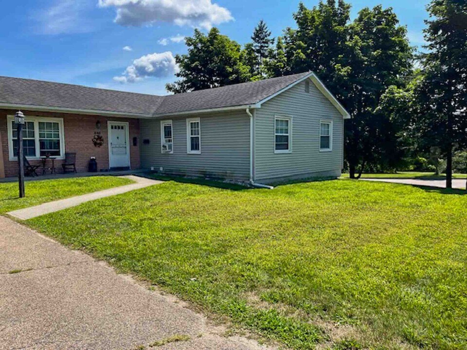 340 Spear St in South Burlington, VT - Building Photo