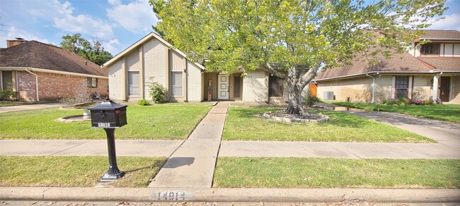 14814 Earlswood Dr
