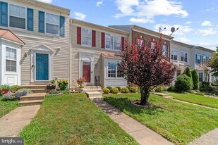 3317 Hibiscus Ct in Ellicott City, MD - Building Photo