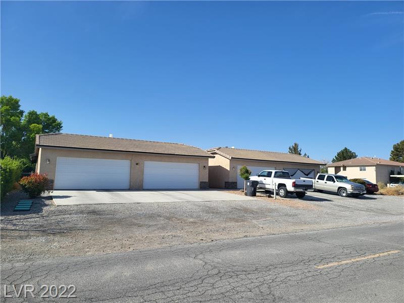 601 Bourbon St in Pahrump, NV - Building Photo