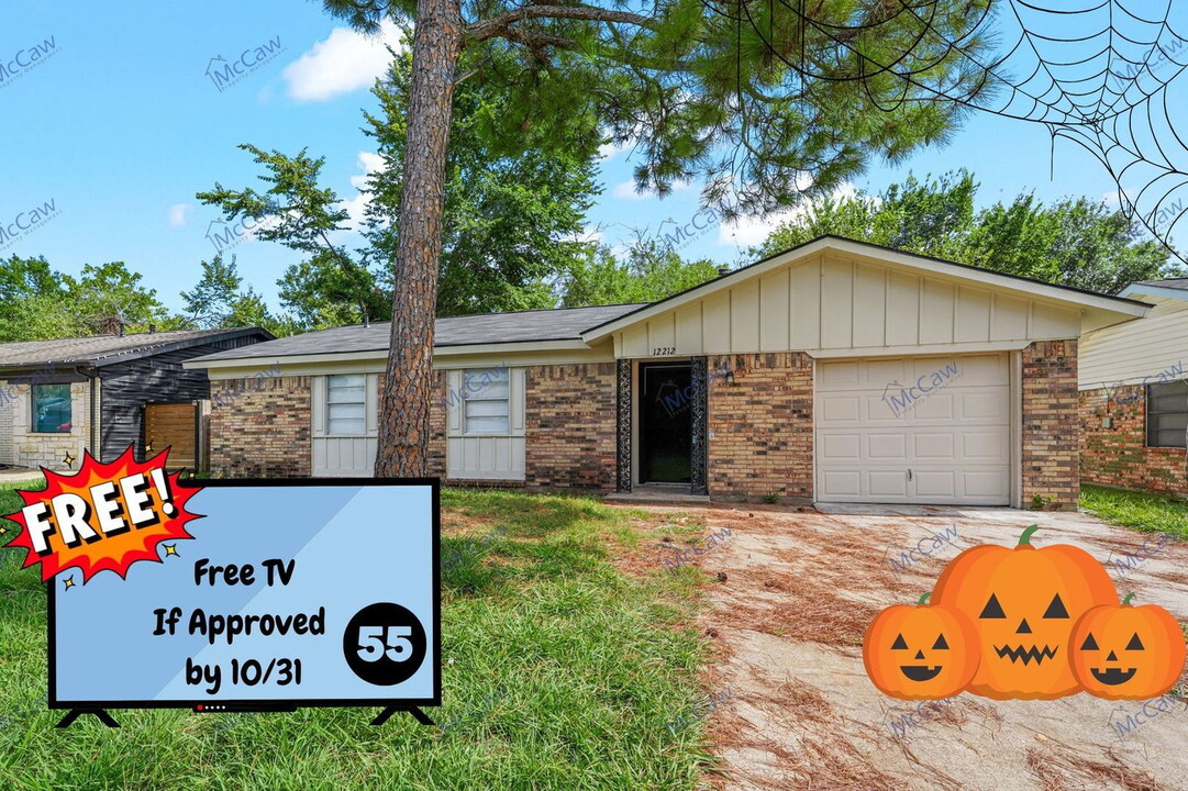 12212 Duchess Dr in Balch Springs, TX - Building Photo