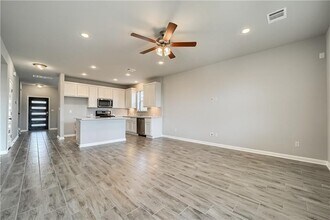 2924 Sage Ranch Dr in Leander, TX - Building Photo - Building Photo