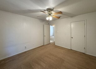 201 Janelle Dr, Unit A in Copperas Cove, TX - Foto de edificio - Building Photo