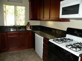 1185 Foothill Blvd, Unit 20 in San Luis Obispo, CA - Building Photo