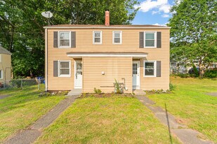 103 Cannon Rd in East Hartford, CT - Building Photo