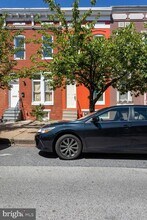 408 N Collington Ave in Baltimore, MD - Foto de edificio - Building Photo