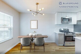 4006 Emerald St in Torrance, CA - Building Photo - Building Photo