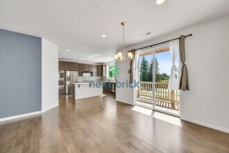 17912 41st Dr SE in Bothell, WA - Building Photo - Building Photo