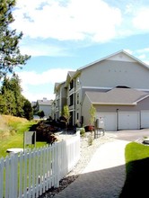 Courts At Indian Canyon in Spokane, WA - Building Photo - Building Photo