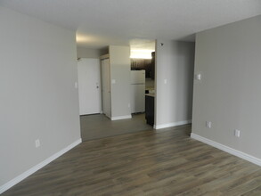 24-24 Dundas St in Dartmouth, NS - Building Photo - Building Photo