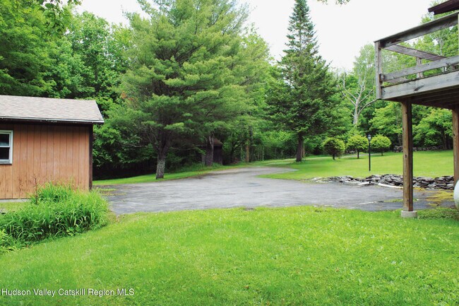 property at 105 Cross Rd