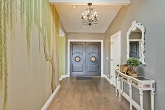 1215 Magdalena Ct in Los Altos, CA - Building Photo - Building Photo