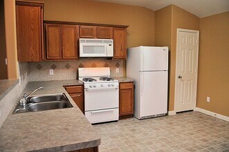 11738 Pinemeade Ln in Tomball, TX - Building Photo - Building Photo